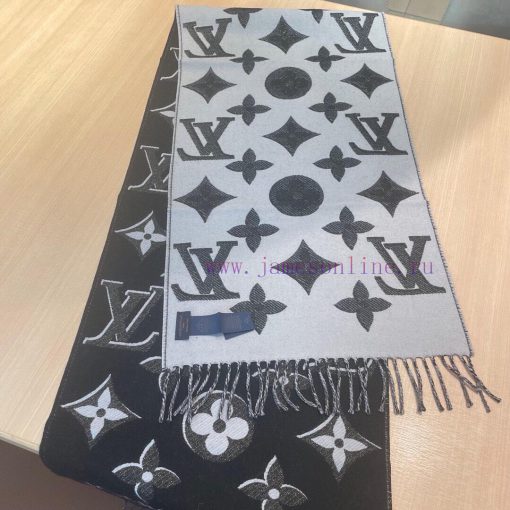 The new Simply LV gold and silver scarf magnifies the classic Monogram pattern on the entiretkas3efu - Image 6