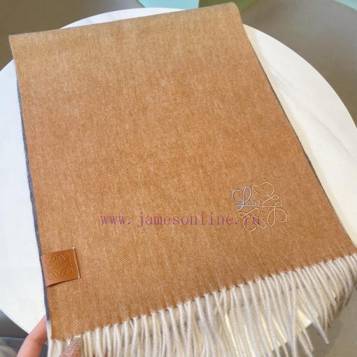 ▪Loewe   Luoyiwei gradient scarf, exquisite and gentle color matching, super infatuated wi757j9wyv - Image 4