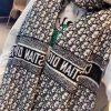 The classic scarf of the same style as Dior stars will never go out of style, and it is supeca4p4xek