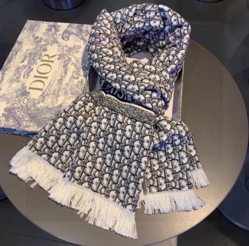 The classic scarf of the same style as Dior stars will never go out of style, and it is supeca4p4xek - Image 7