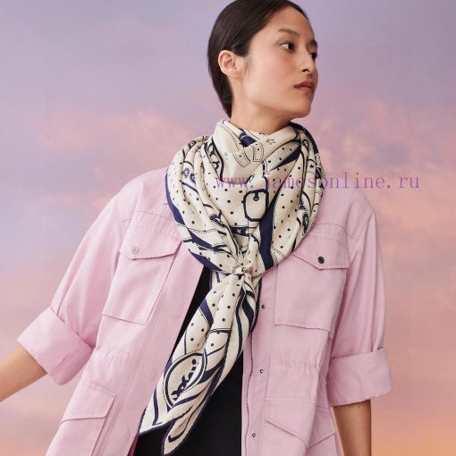 The new cashmere model is said to look good and recommended for a morning stroll. 140 doublefhgu8gtf