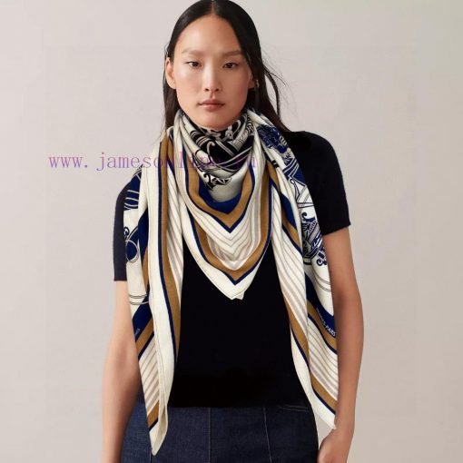 The new cashmere model is said to look good and recommended as a luxury carriage cashmere 14jkmp1jxx
