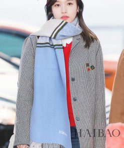 Top of the line original unisex Roewe LW color blocked logo double-sided long scarf. It's fovdkuz6k1