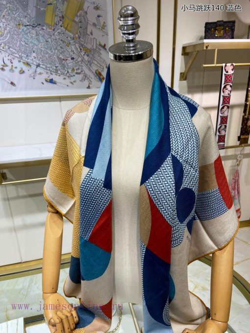 The new cashmere model looks great and I recommend the Pony Jumping 140 double-sided same co6pmpc6io - Image 8