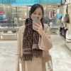 𝑭𝒆𝒏𝒅𝒊𝟮𝟯 Autumn/Winter New ProductsWool and cashmere scarves80% wool, 20% cashmereWool yarn ak40cdqho