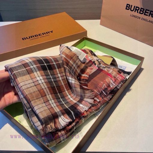 𝐁𝐔𝐑𝐁𝐄𝐑𝐑𝐘 Double sided plaid scarf coffee color100 * 210cm wool and silkGrid pattern with preheb86y2i - Image 7