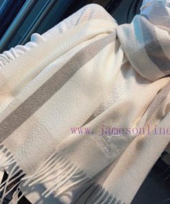 LV New Couple's Cashmere Scarf ️ Carefully selected premium cashmere fiber, which takes time2lc51tz3