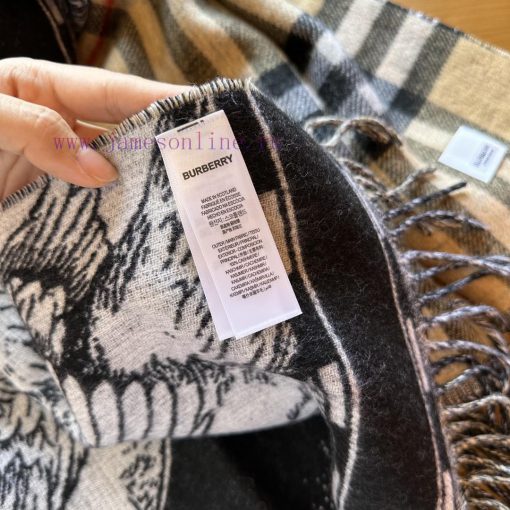 Burberry's 23rd New Swan Scarf 🧣 Crafted from carefully selected soft cashmere fabric, paire5wvmc4ed - Image 5