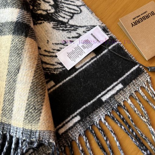 Burberry's 23rd New Swan Scarf 🧣 Crafted from carefully selected soft cashmere fabric, paire5wvmc4ed - Image 8