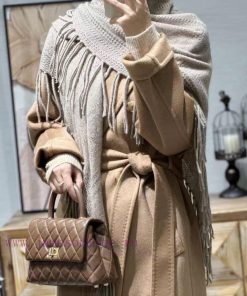 Loro Piana Beef LP Tassel Triangle Shawl is a multifunctional shawl that can be wrapped as yg5rzc363