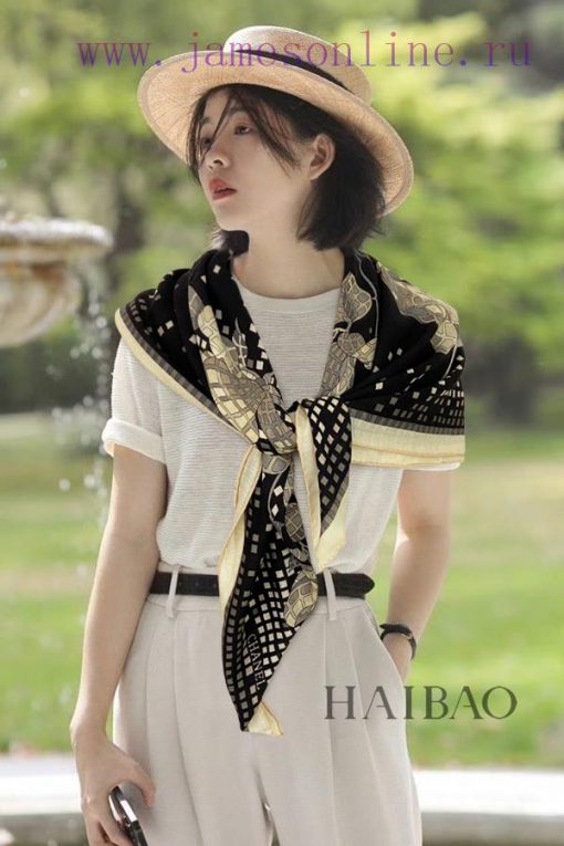 The new Chanel plaid bouquet 110 cashmere square scarf is highly recommended by VIPs. You mulz5dqi42
