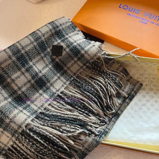 LV Louis Vuitton's new autumn/winter scarf, plaid warm shawl, size 190 * 68srcw3a9j - Image 3