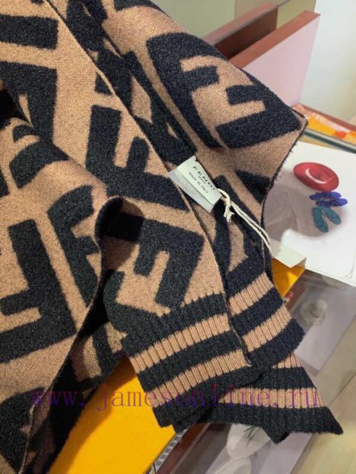 This Fendi is so fashionable and beautiful that it must be taken in at first sight. The reco3g0wbxmg - Image 7