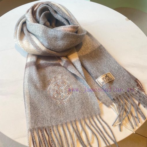 It's amazing to wrap around the beautiful clothes. The effect of Hermes is really impressivea1w4mcwp - Image 7