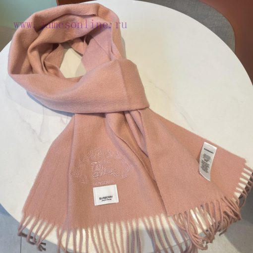 Burberry angrily promotes popular items. Classic Collection Solid Scarf made of 100% cashmera7w79b4u - Image 9