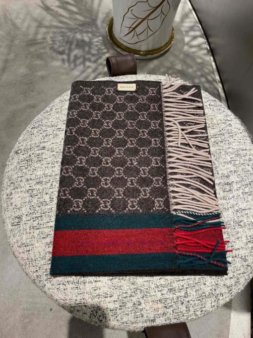 Family welfare Gucci's very nice men's scarf~Love the fabric, cashmere has a soft and sticky9k68sli1 - Image 4