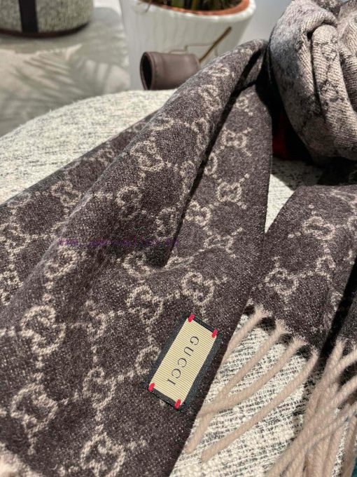 Family welfare Gucci's very nice men's scarf~Love the fabric, cashmere has a soft and sticky9k68sli1 - Image 9