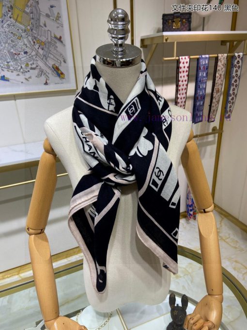The new Chanel folder printed 140 cashmere double-sided same color printed square scarf is h8is5adp2 - Image 6