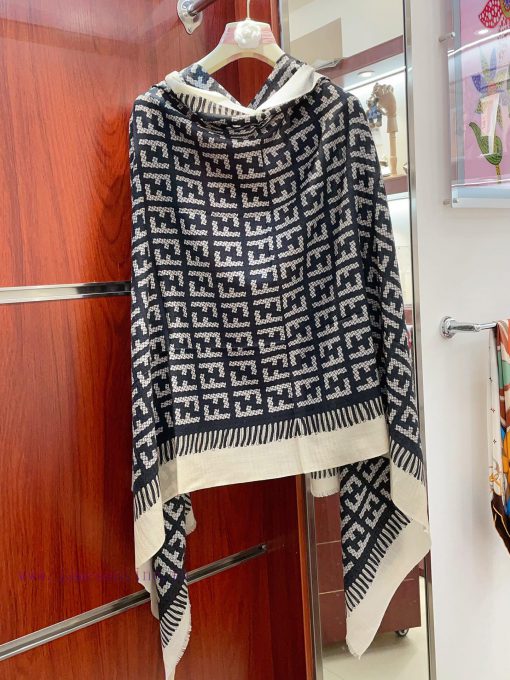 New Fendi~Each angle can bring different senses~The new cashmere is synchronized with this skrn3gdr1 - Image 5