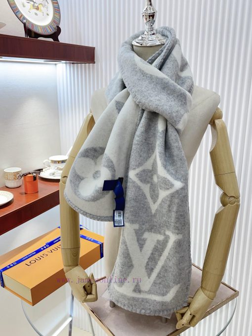 LV Top Trending 3 ⃣ The color is super novel, the edging narrow scarf is super long, the spezkcggtcs - Image 9