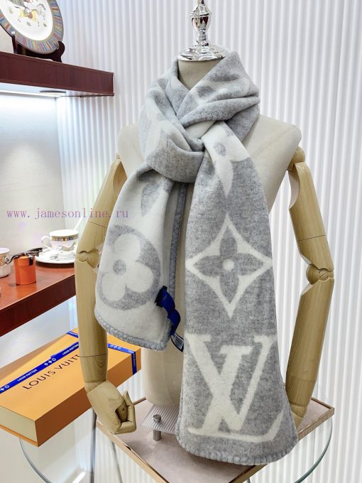 LV Top Trending 3 ⃣ The color is super novel, the edging narrow scarf is super long, the spezkcggtcs - Image 10