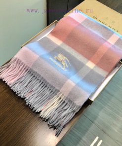 Burberry has arrived with the 2023 highly anticipated warhorse embroidery logo new color wovdtqo19e3
