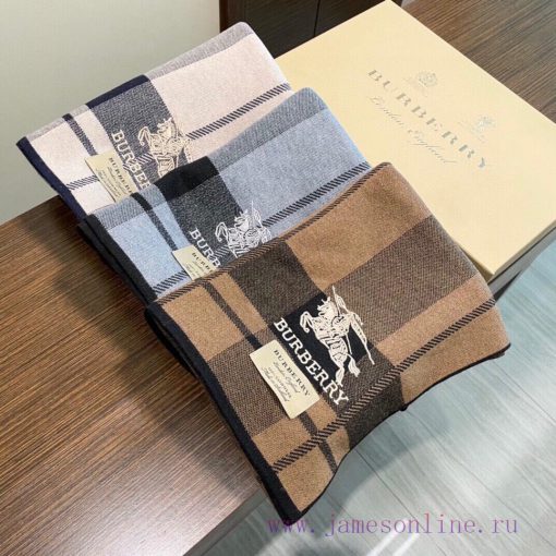 The high-end cashmere knitted scarf can be formal or casual, with a very classical design fol9p0dj2h - Image 7