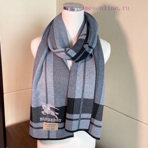 The high-end cashmere knitted scarf can be formal or casual, with a very classical design fol9p0dj2h - Image 8