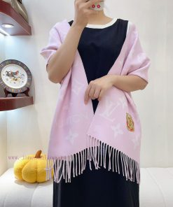 The high-end original embroidered patch Precious Dragon LV Essential scarf welcomes the Lunanzfwnos3