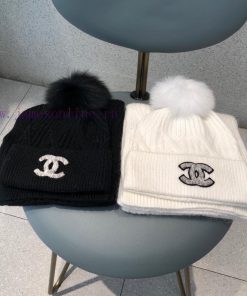 Chanel High Quality Original Hat and Scarf Set [Love] Made of high-quality cashmere materialt5rvop7m