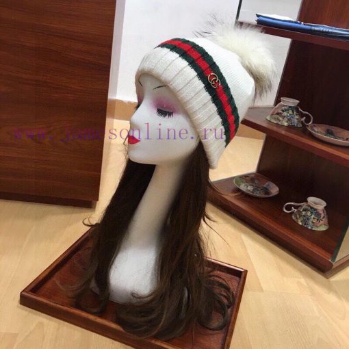 GUCCIGucci set ️ Rabbit fur+cashmere scarf hat set with 15cm real fox fur ball is great ️ Wa7jy5bvbh - Image 10