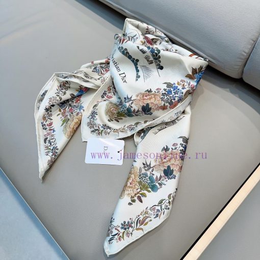 In the winter garden, the square scarf is adorned with the unique D family's Garden d'Hiver rkolqrwm - Image 9