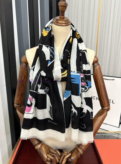 Chanel 2024 is so beautiful that it's a heart wrenching flower double c cashmere long scarf.jddizcd8 - Image 8