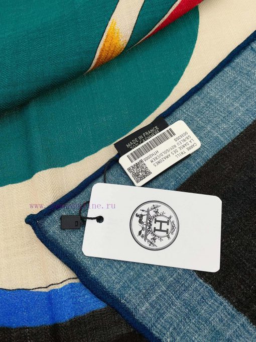 The new HERMES is highly recommended for its artistic rhetoric of 140 cashmere square scarvequ7cyq0z - Image 7