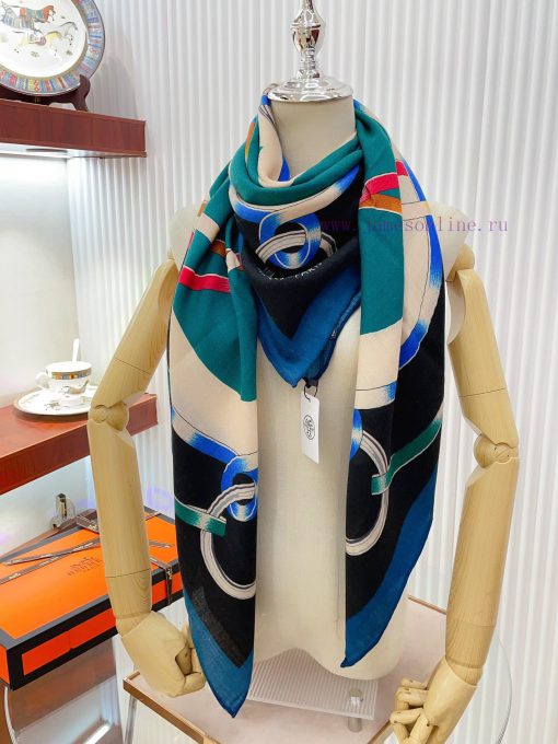 The new HERMES is highly recommended for its artistic rhetoric of 140 cashmere square scarvequ7cyq0z - Image 10