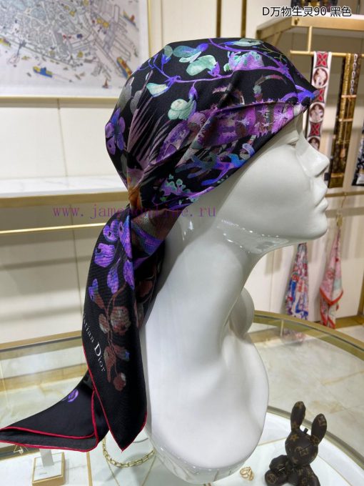 The new DO Home D All Things Creatures 90 Silk Square Scarf is recommended for VIP customersgqjtqyuy - Image 6