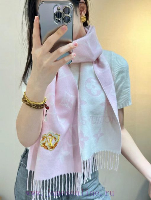 The benefits of spot Dragon Baby are here! Louis Vuitton's channel offers the hottest and hon3rsin2s