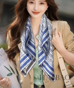 The new Dior double-sided two tone silk square scarf is highly recommended for VIP customers0q8kule4