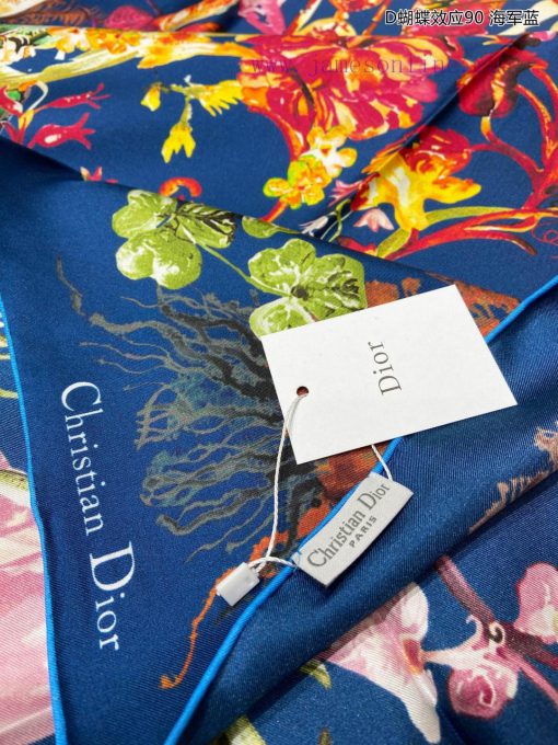 The new DO Home D Butterfly Effect 90 Silk Square Scarf is highly recommended by VIPs. You m4t5r2w7b - Image 11