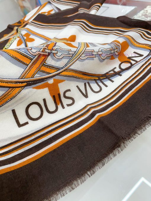The new LV interwoven chain is a hot item! The genuine beauty of the shawl is matched with pyt12prpz - Image 9