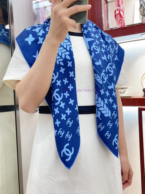 The new Chanel style element 90 silk small square scarf is recommended by VIPs. You must staxm7z87bi - Image 2