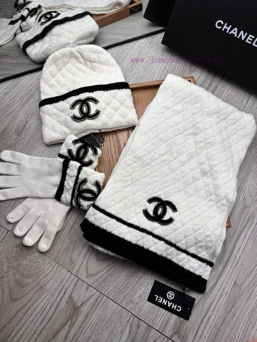 C's wool set hat scarf glove three piece set classic set hat warm and super comfortable~Wintvhiqif6l - Image 4