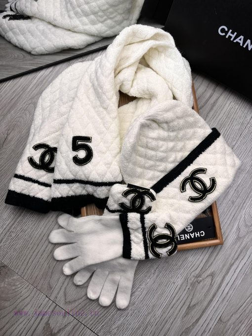C's wool set hat scarf glove three piece set classic set hat warm and super comfortable~Wintvhiqif6l - Image 10