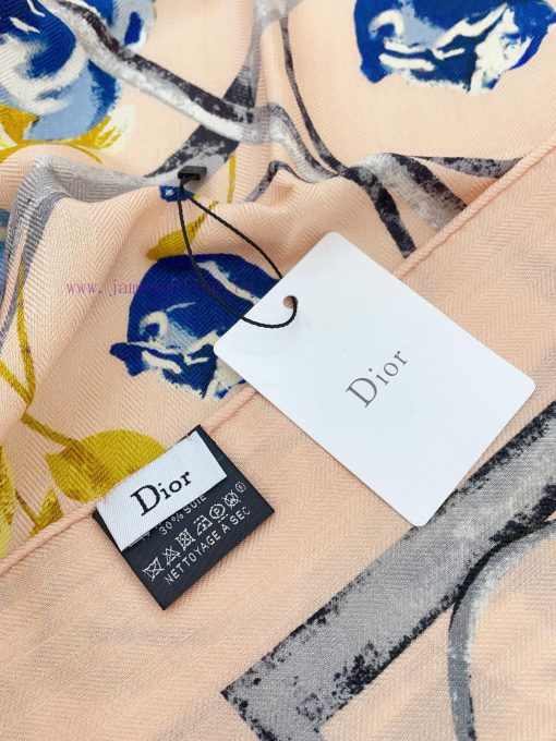 Double sided same color, new Dior Garden Botanique shawl with romantic floral patterns, remiacqisbpz - Image 7