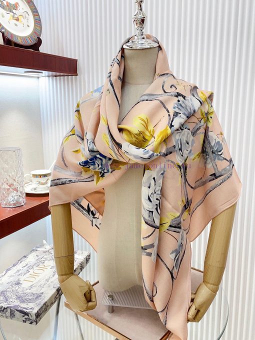 Double sided same color, new Dior Garden Botanique shawl with romantic floral patterns, remiacqisbpz - Image 10