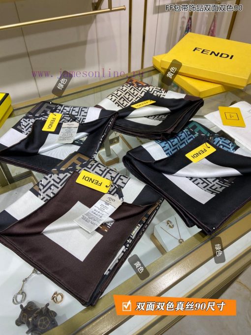 The new FF bag comes with accessories, double-sided dual color 90 silk square scarf, and is 98zfn6n5 - Image 3