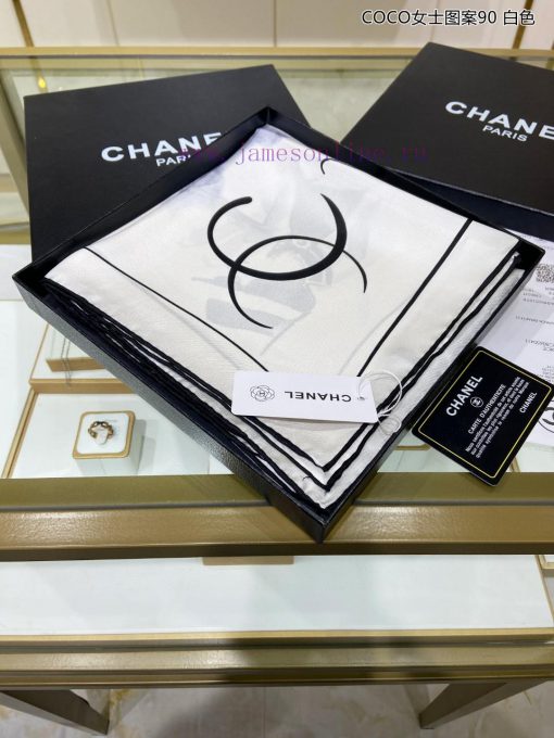 The new Chanel COCO women's pattern 90 silk square scarf is highly recommended for VIP custou46x229l - Image 5