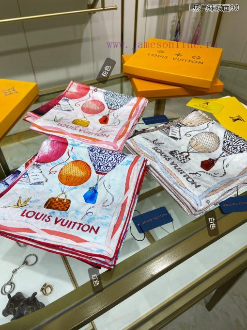 The cattle goods are really praised. L Hot air balloon double-sided 90 silk square towel is kcf8z5l7 - Image 3