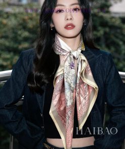 The high-end customized Lvjia L Magic Forest 90 double-sided same color silk square scarf, Auxhjut76