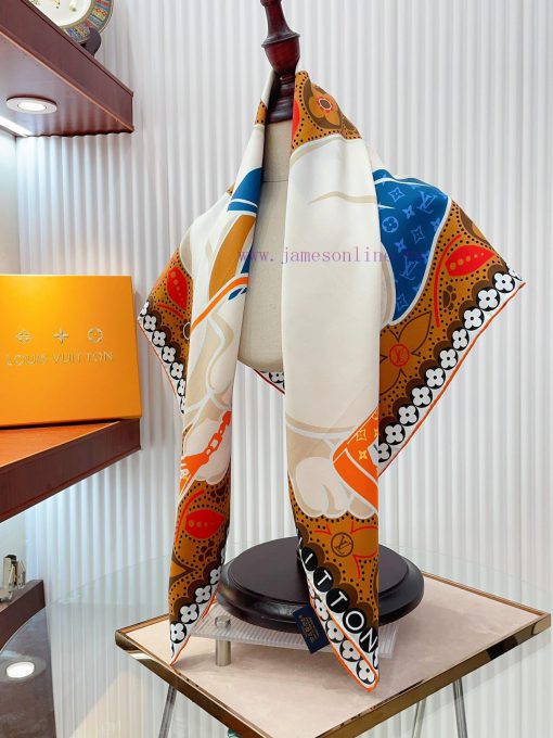 LV Year of the Rabbit Limited Series Heavyweight Silk Scarves The combination of Rabbit and r7atiivm - Image 10